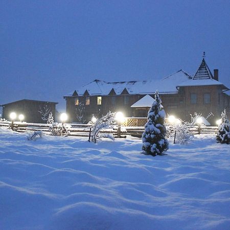 Pid Goroyu Hotel Chorna Tysa ภายนอก รูปภาพ