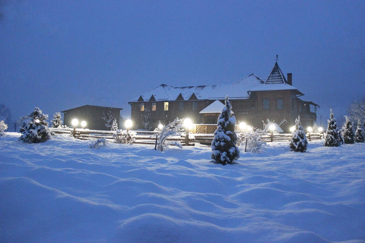 Pid Goroyu Hotel Chorna Tysa ภายนอก รูปภาพ